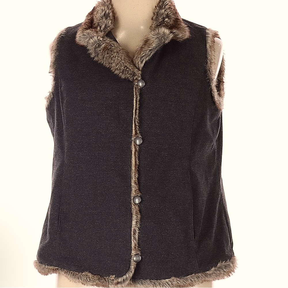 J.Jill Women Plus Faux Fur Sleeveless Jacket. Size 1X ( Plus)